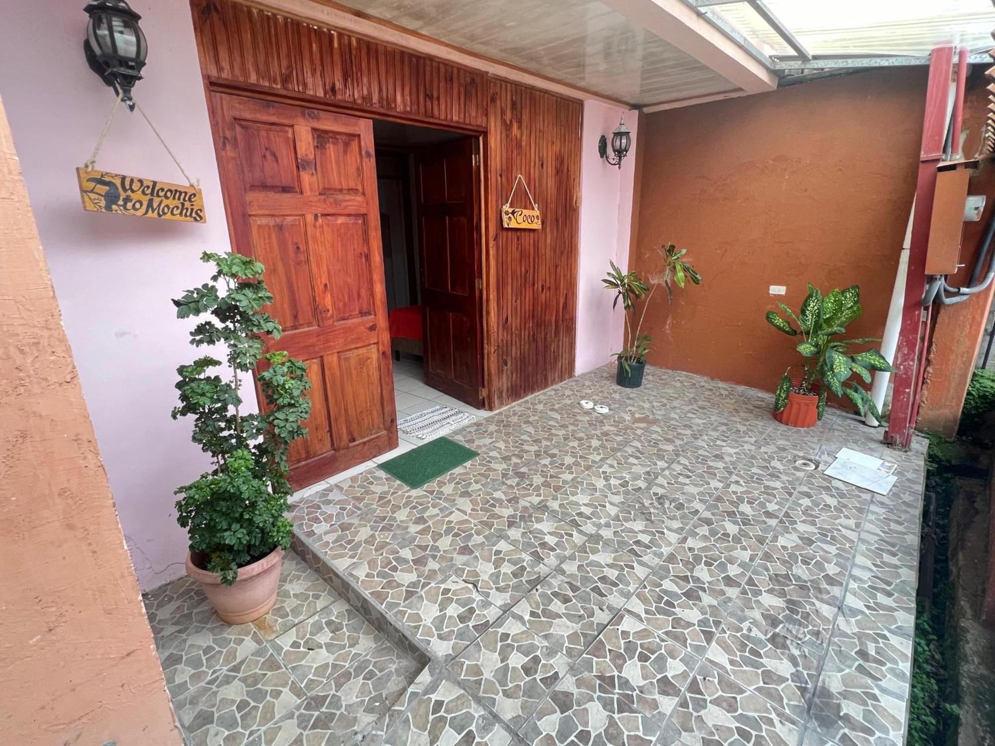 Mochis Apartment Quepos Bagian luar foto