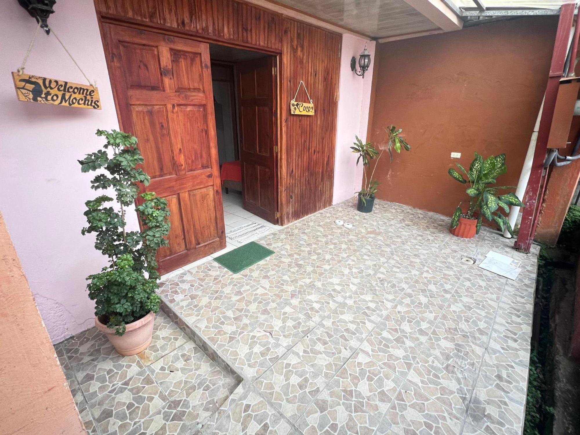 Mochis Apartment Quepos Bagian luar foto