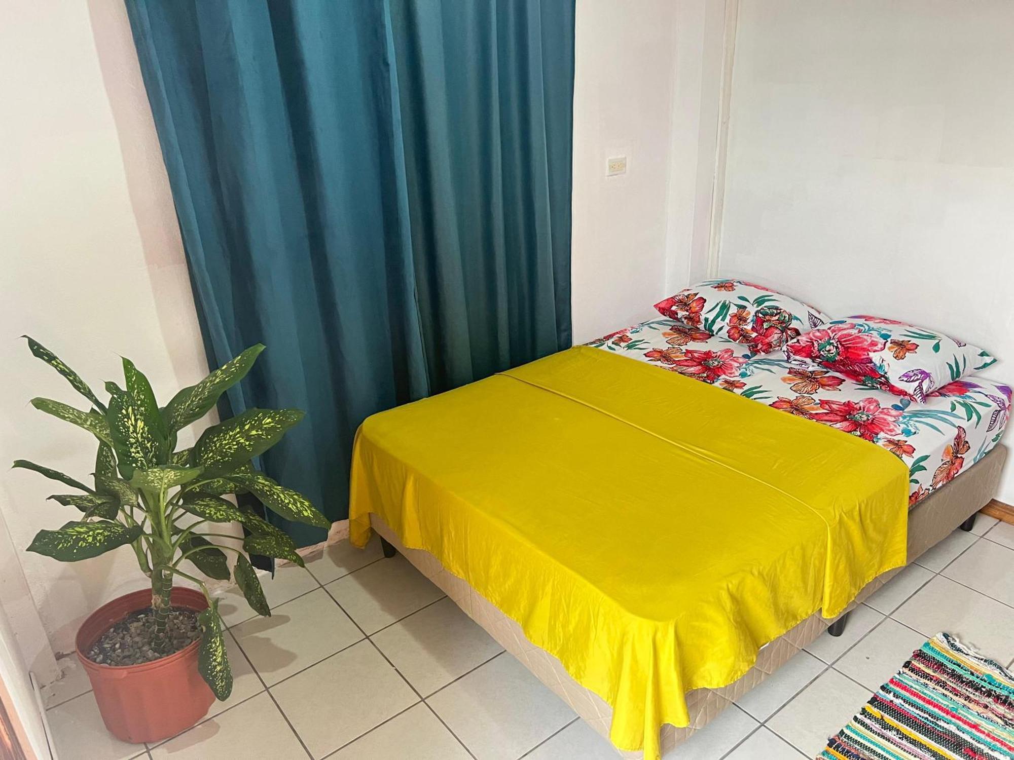 Mochis Apartment Quepos Bagian luar foto