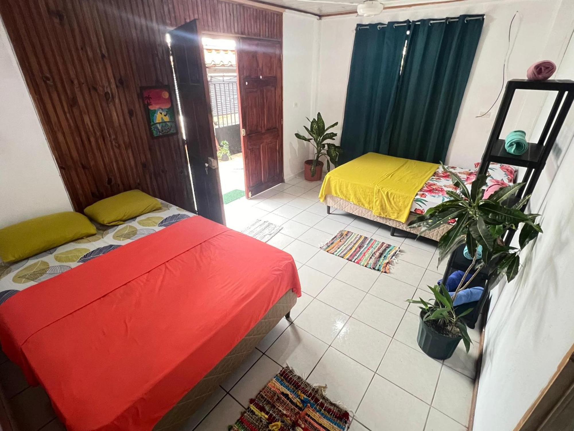 Mochis Apartment Quepos Bagian luar foto