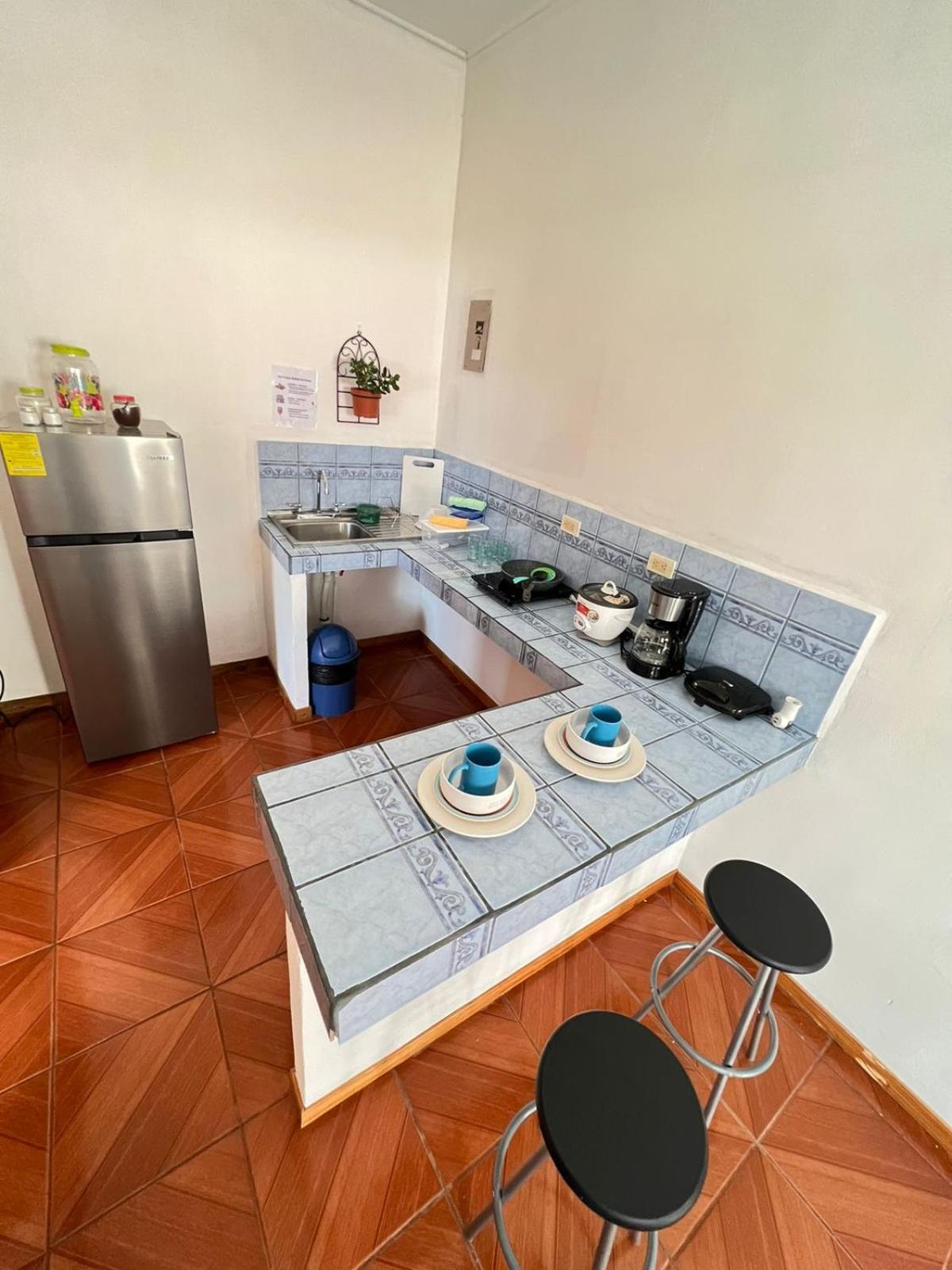 Mochis Apartment Quepos Bagian luar foto