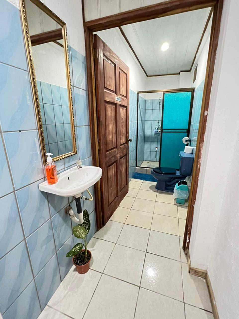 Mochis Apartment Quepos Ruang foto